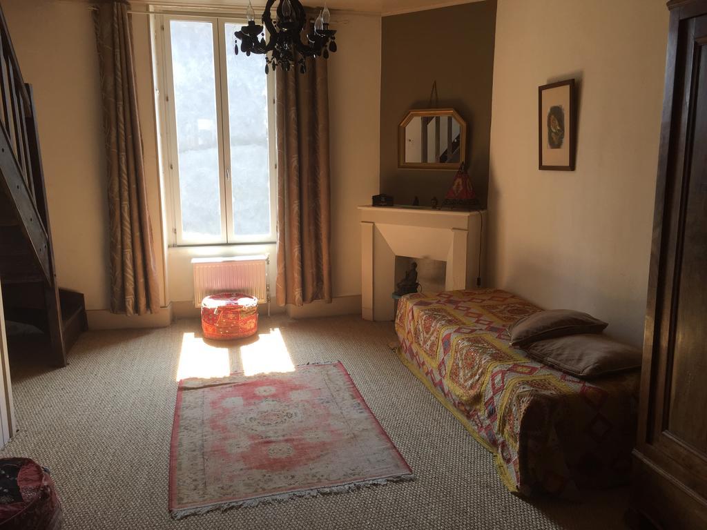 Bed and Breakfast Avec Plaisir Saint-Plaisir Экстерьер фото